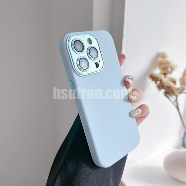 Discover the Versatile Magnetic Suction Shell for iPhone 16 - Image 7